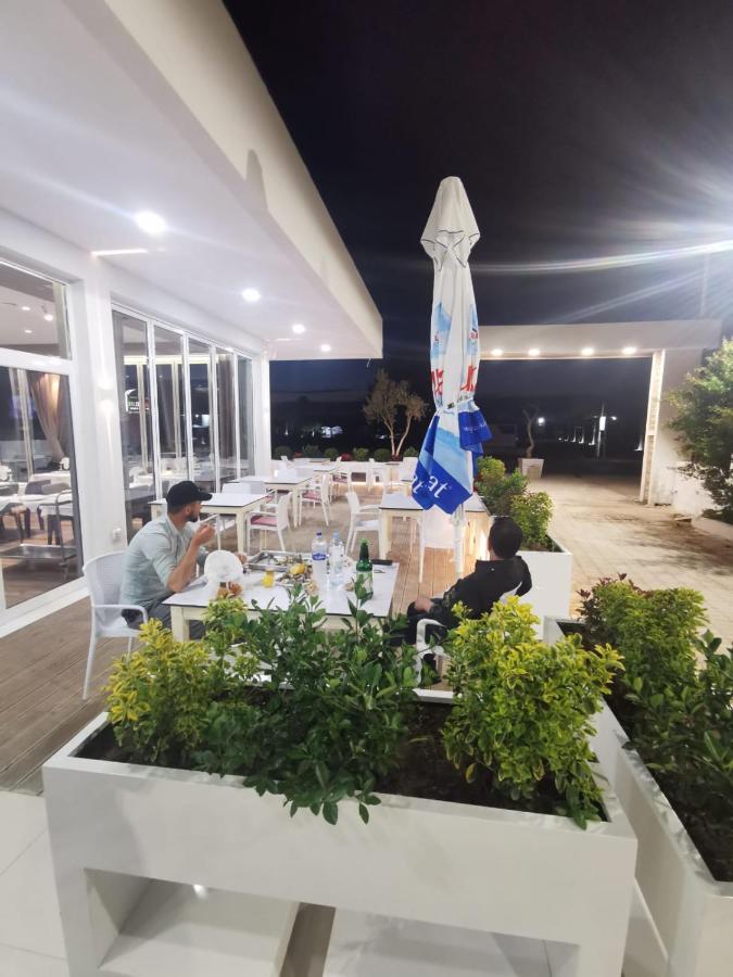 Dolce Italia Residence Radhime Bagian luar foto