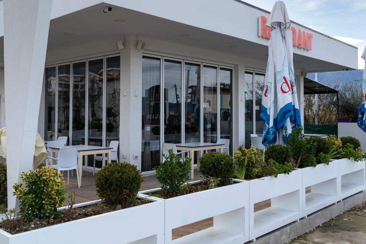 Dolce Italia Residence Radhime Bagian luar foto