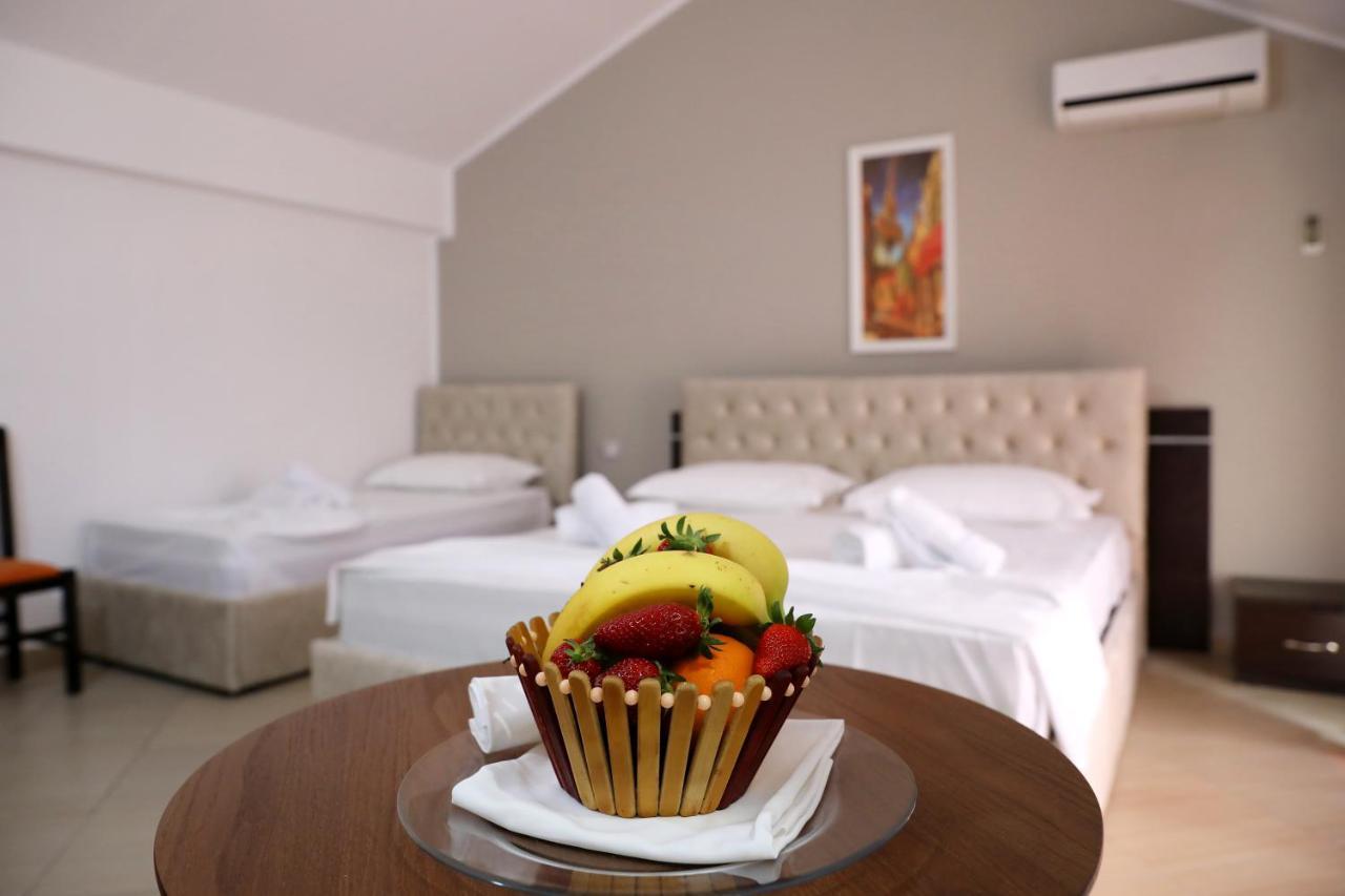 Dolce Italia Residence Radhime Bagian luar foto