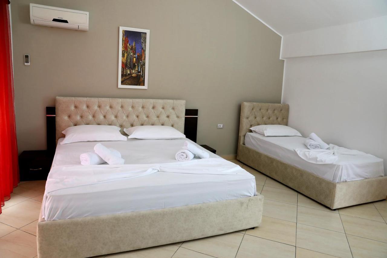 Dolce Italia Residence Radhime Bagian luar foto